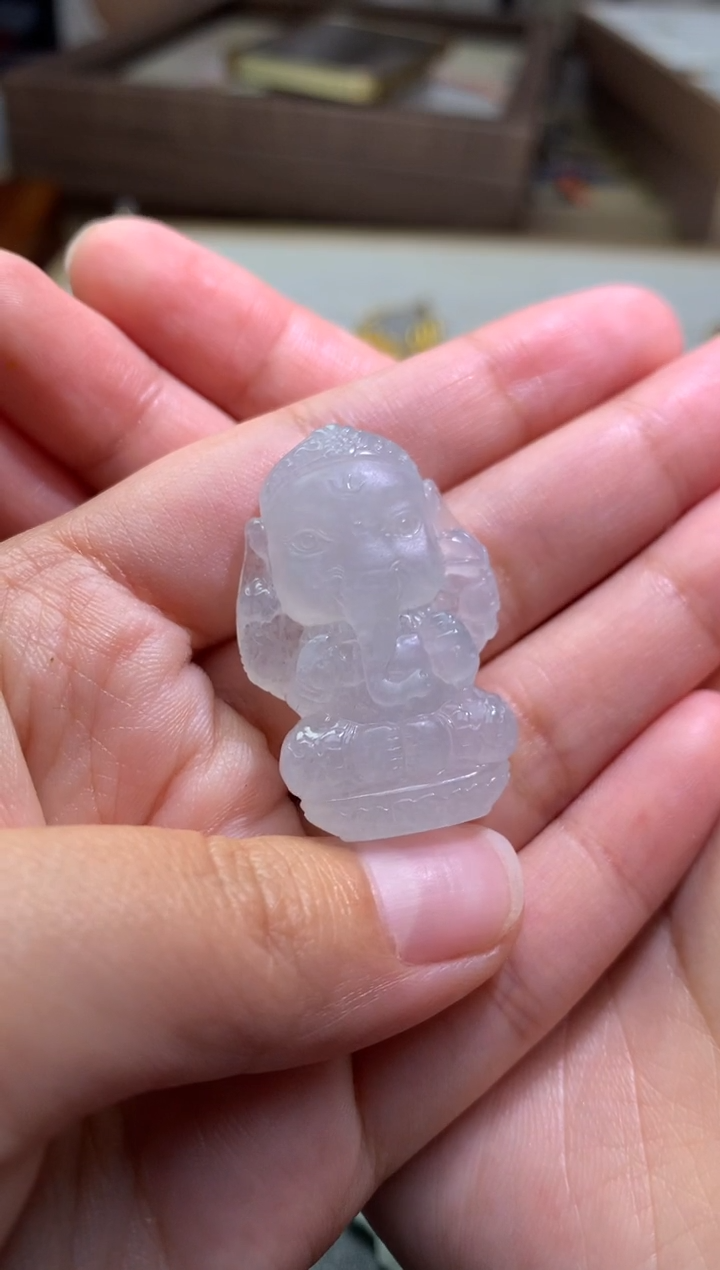 【闪购商品】翡翠吊坠(不含链)未镶嵌毛货