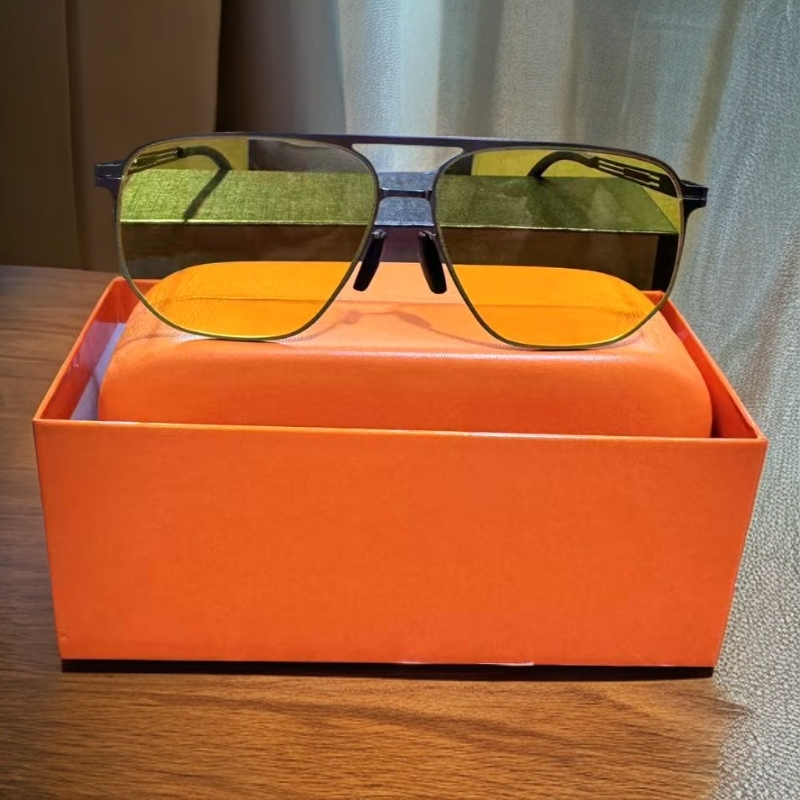 新款时尚变色太阳镜