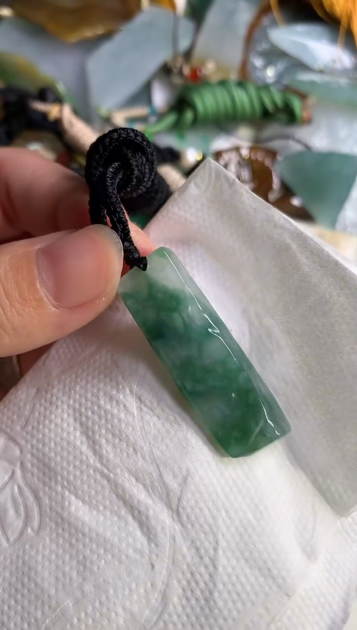 【闪购商品】翡翠颈饰未镶嵌吊坠