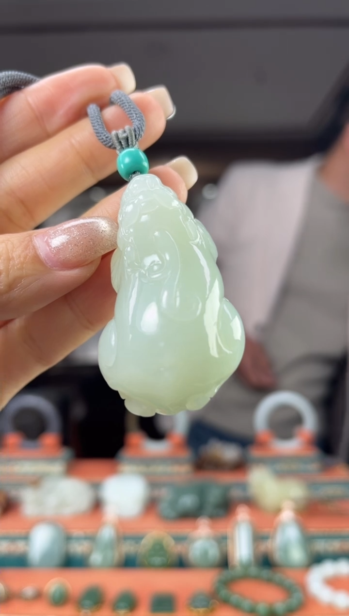 颈饰未镶嵌和田玉佩佩