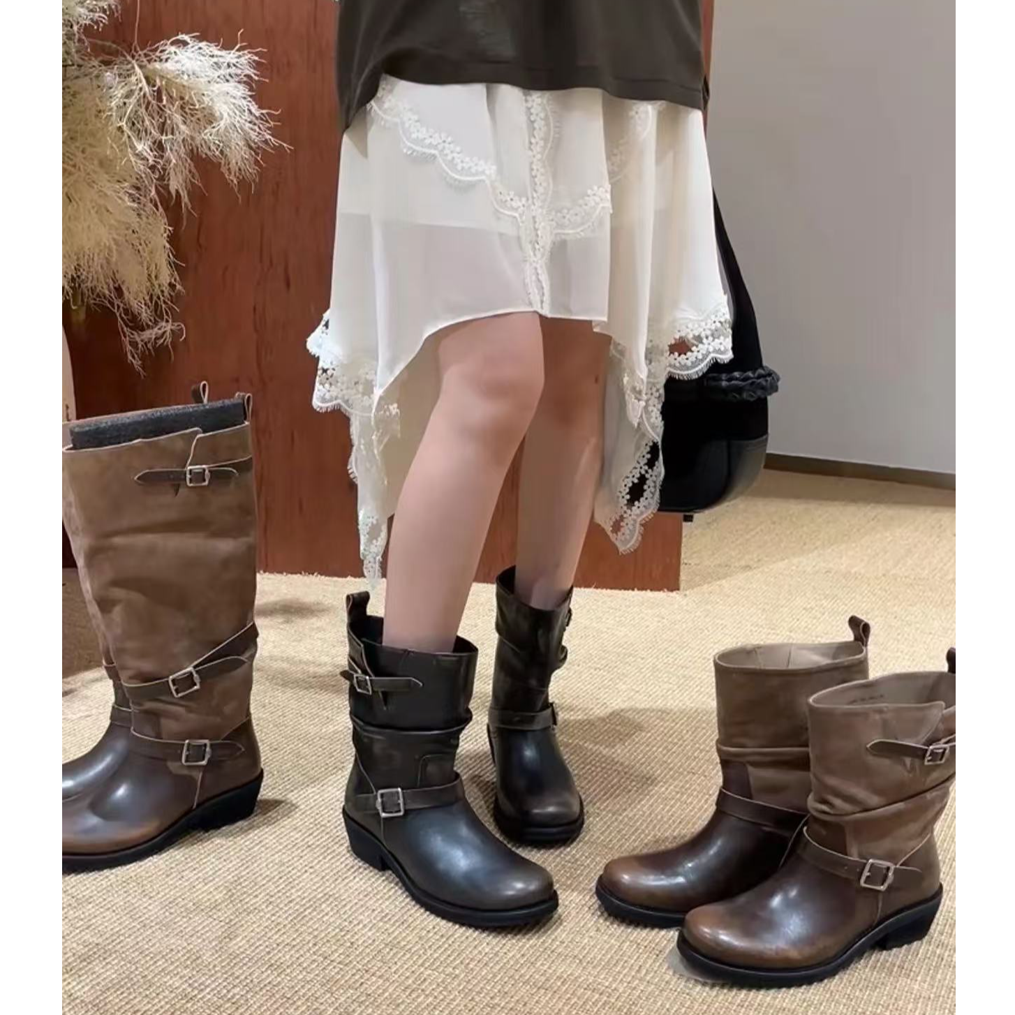 平底百搭中筒粗跟短靴时装靴女士圆头英伦风做旧擦色褶皱短靴