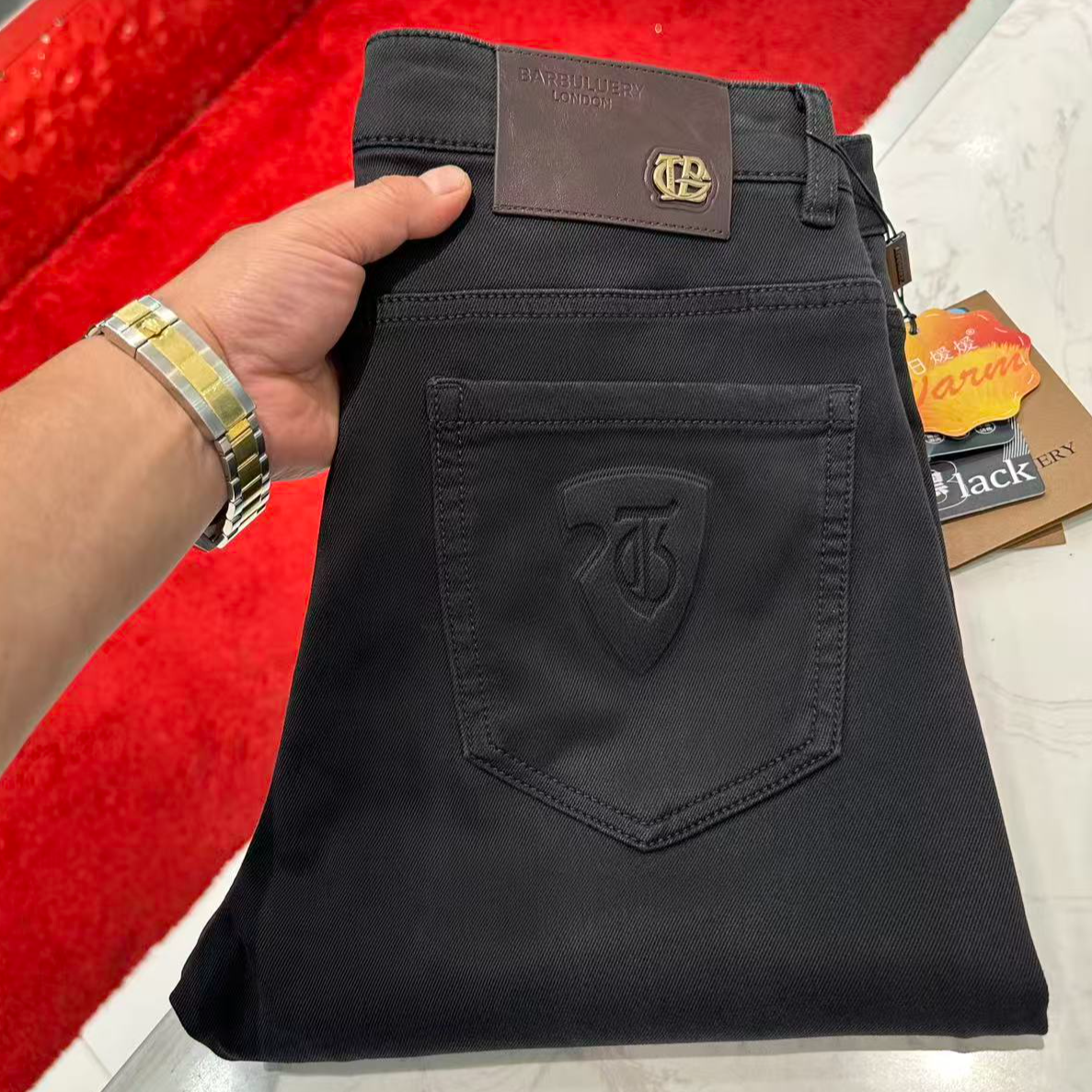 （巴博路易）秋冬 新款 灰色 小脚微直筒 棉质 牛仔裤 105116