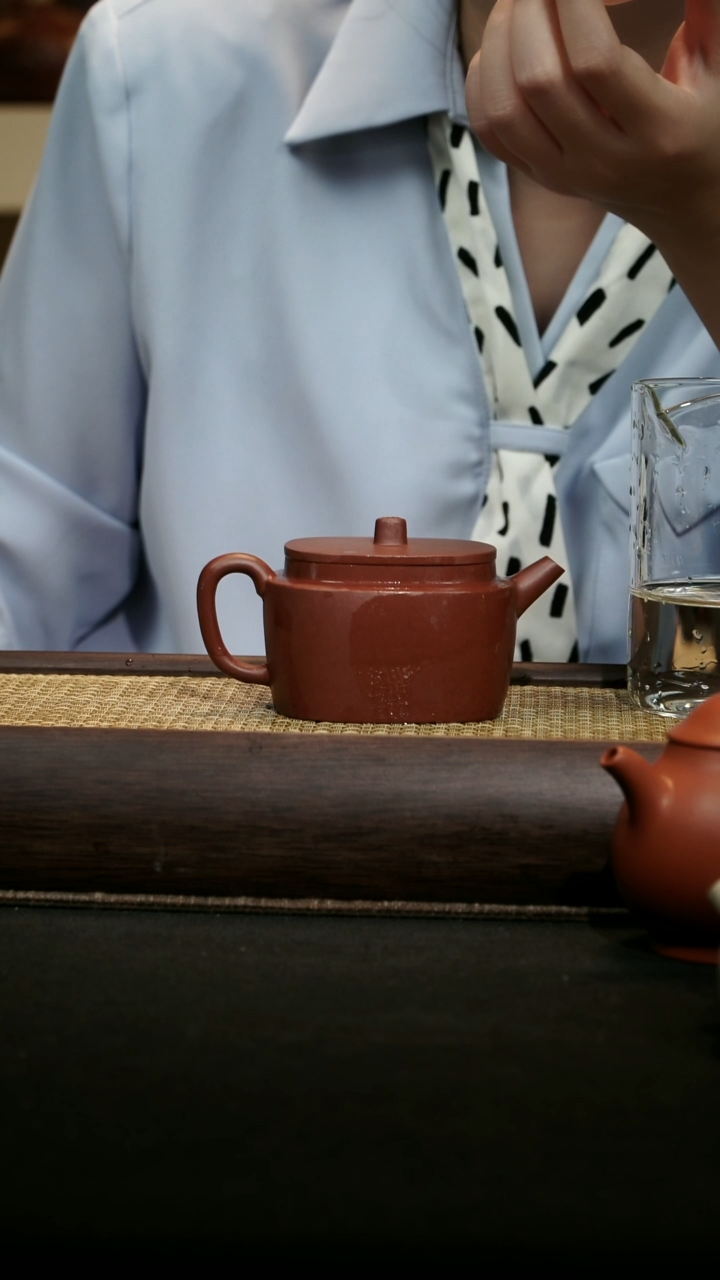 茶壶紫砂大彬平肩云柱紫泥160毫升