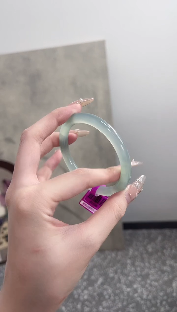 【闪购商品】玛瑙/玉髓手镯未镶嵌58-59圈 需要包容