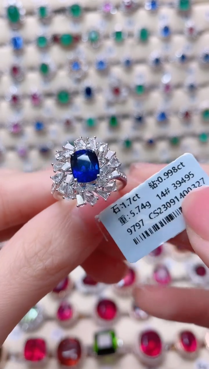 【闪购商品】蓝宝石18K金戒指18K金镶嵌1