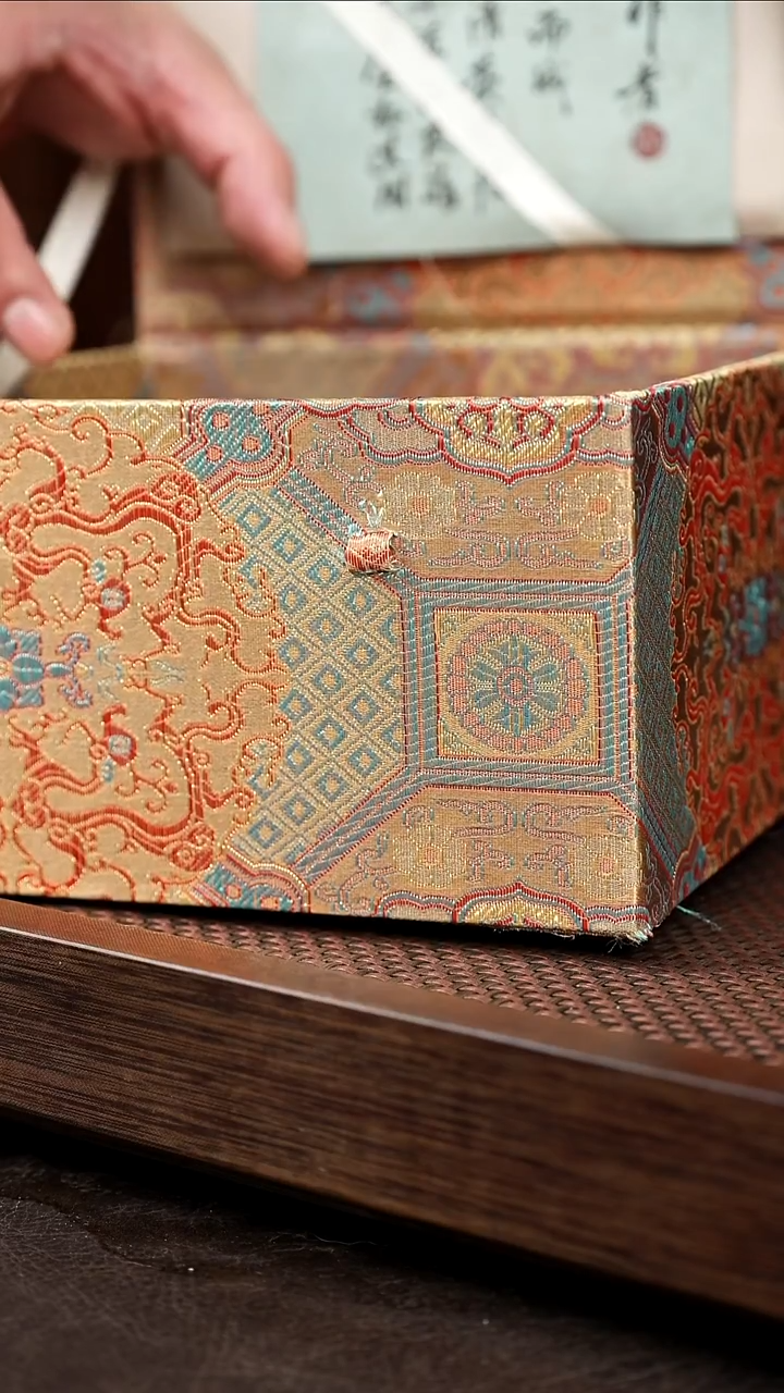 茶壶紫砂五色套组杯