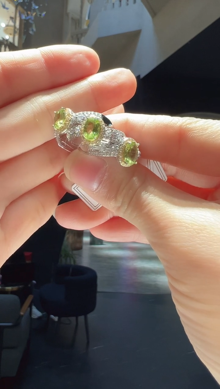 【闪购商品】橄榄石戒指银S925镶嵌32】多样性发其一