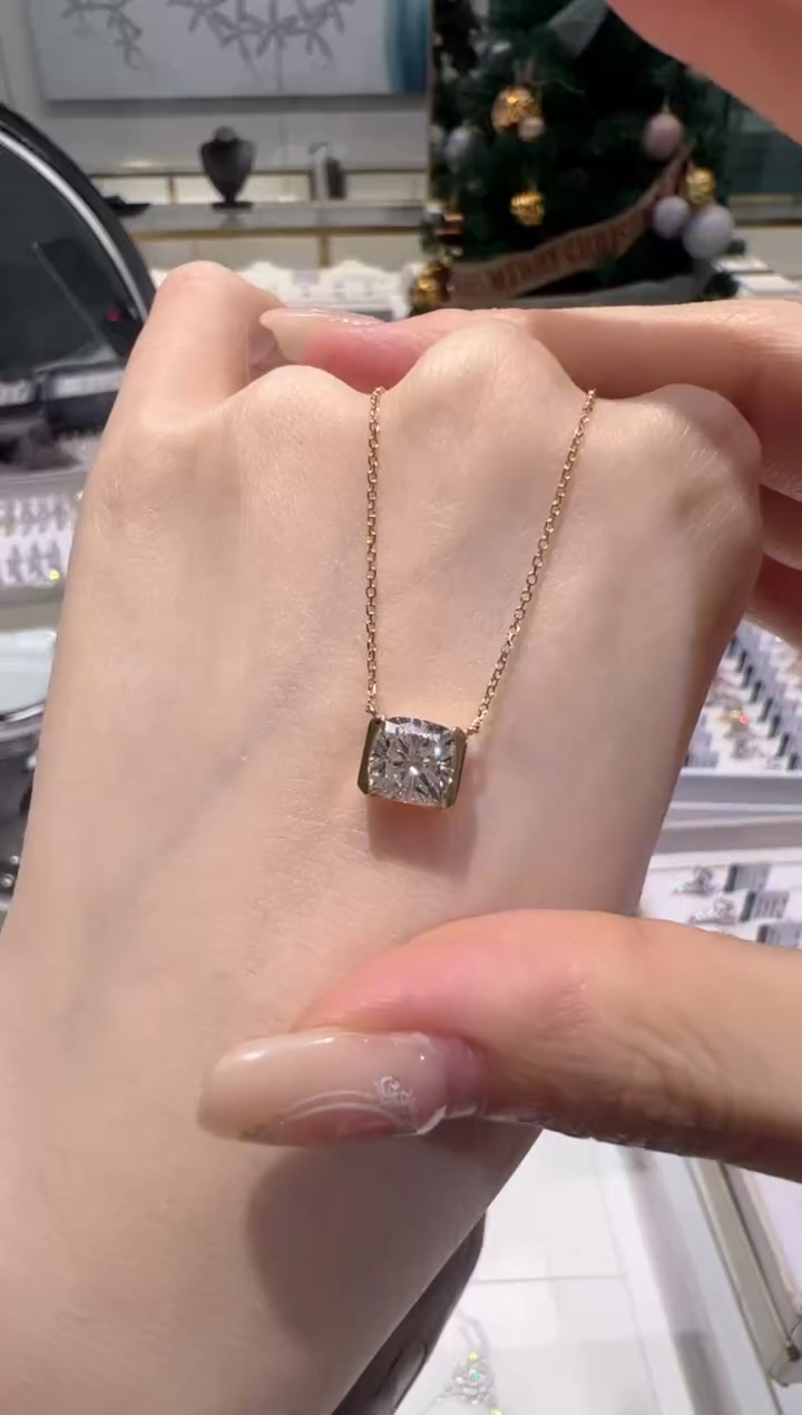 实验室培育钻石18K金镶嵌颈饰@@yhh04394