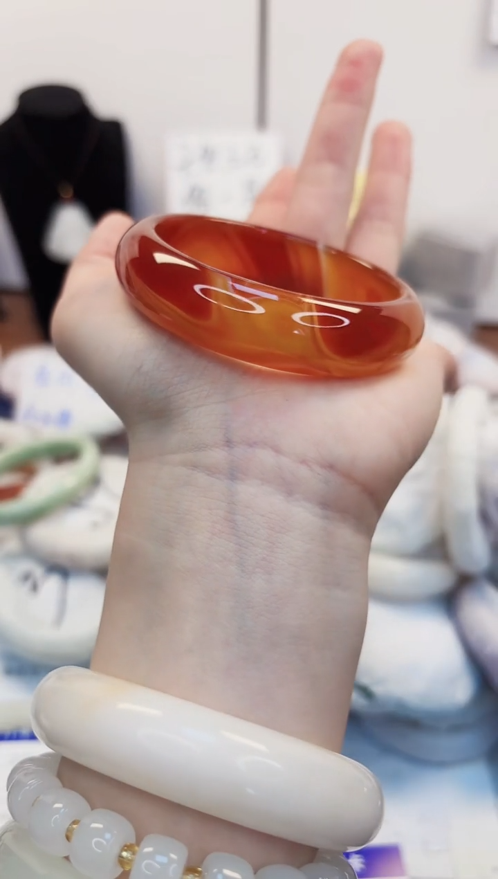 【闪购商品】石英质玉手镯未镶嵌277