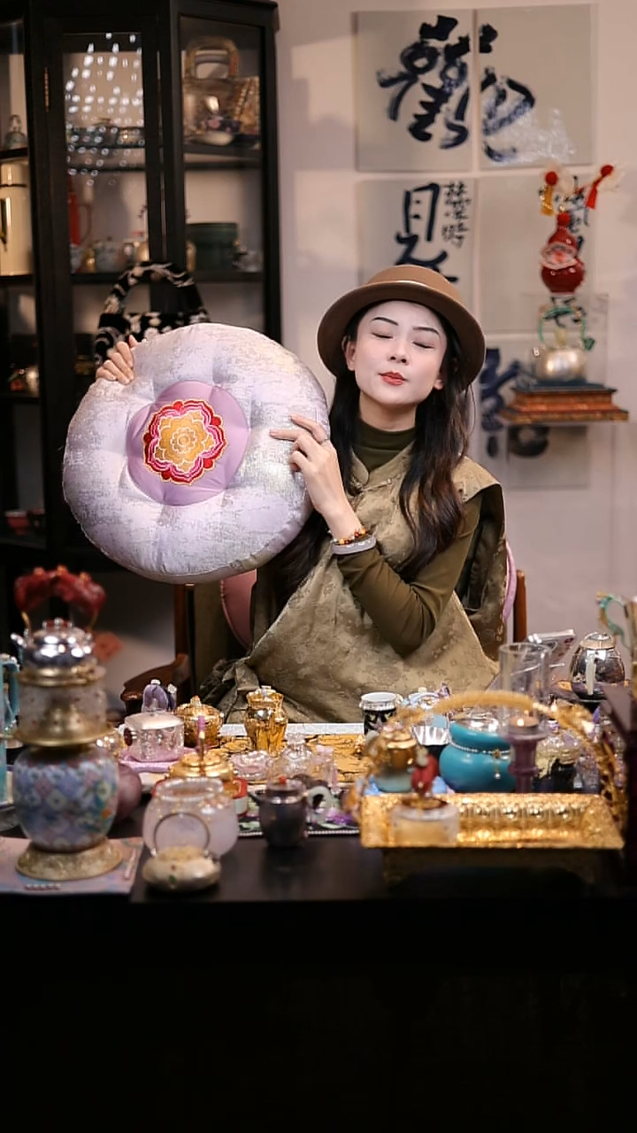 【闪购商品】摆件山怂阿卿直播间@@QB00179