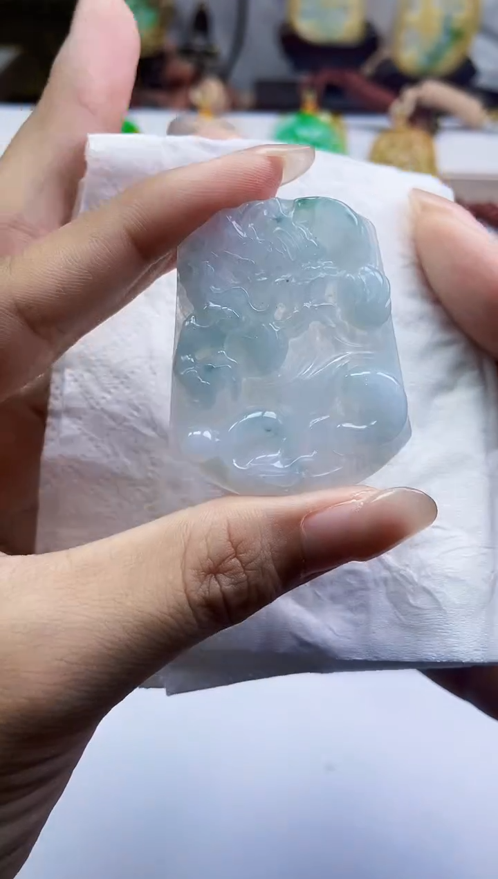 颈饰未镶嵌翡翠翡翠A货