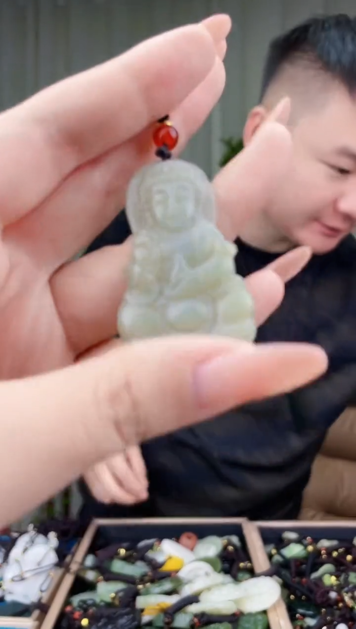未镶嵌和田玉挂件拍一发一，多样性发货！