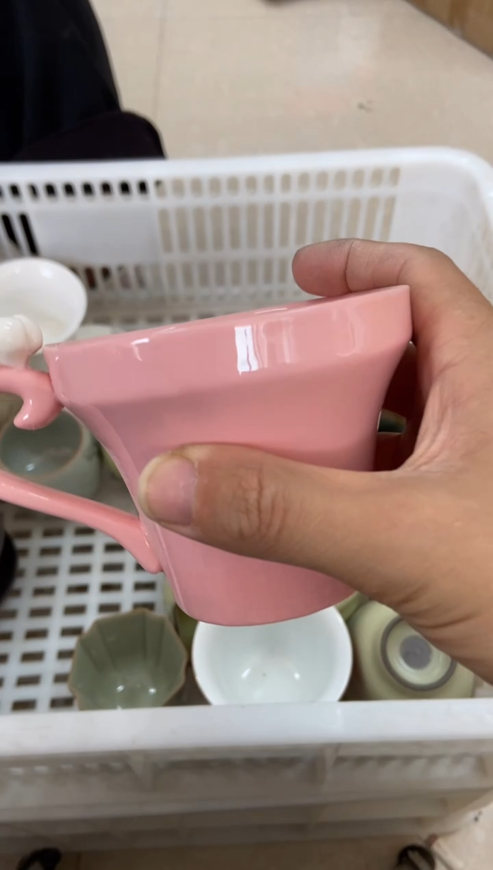 杯无运费险有瑕疵的摄影的产品有使用过的痕迹有点脏介意勿拍