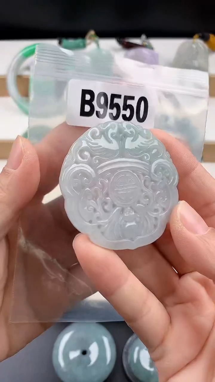颈饰未镶嵌翡翠天然翡翠吊坠挂件