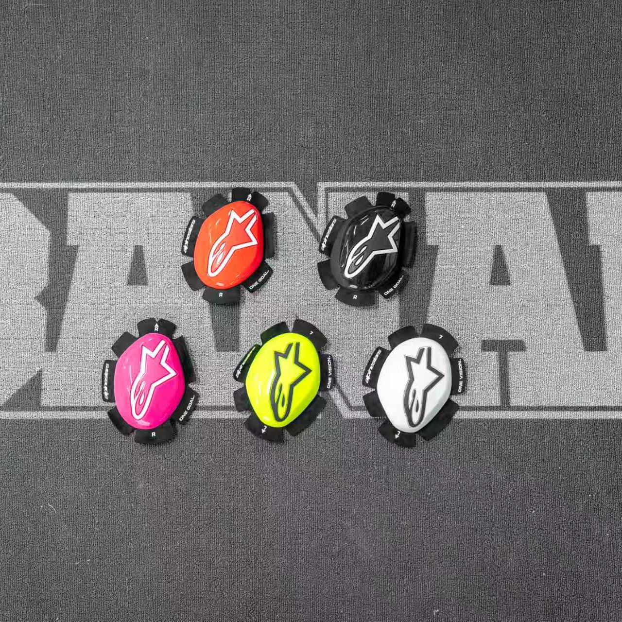 A星ALPINESTARS磨肘骑行靴替换SUPERTECH R滑块连体皮裤替换磨包