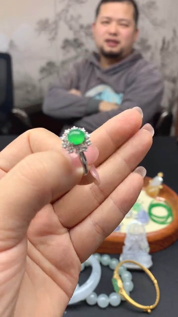 【闪购商品】翡翠戒指18K金镶嵌9-天然翡翠