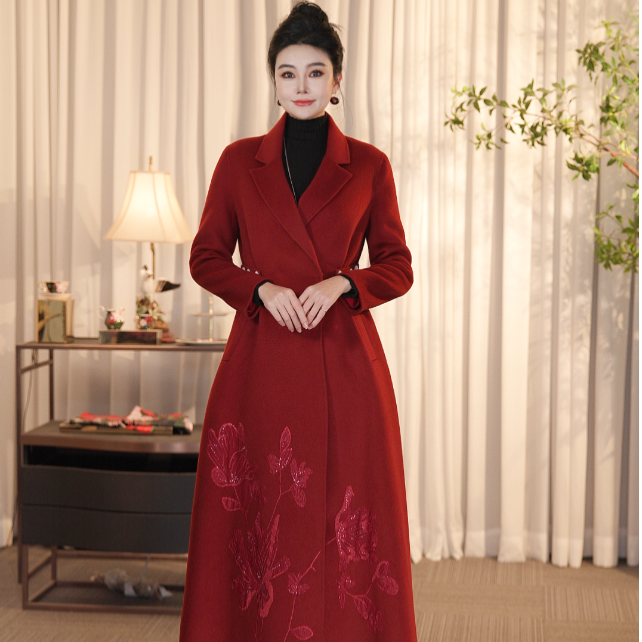 SUSSI/古色25秋冬商场同款新款红装刺绣休闲宽松羊毛大衣女