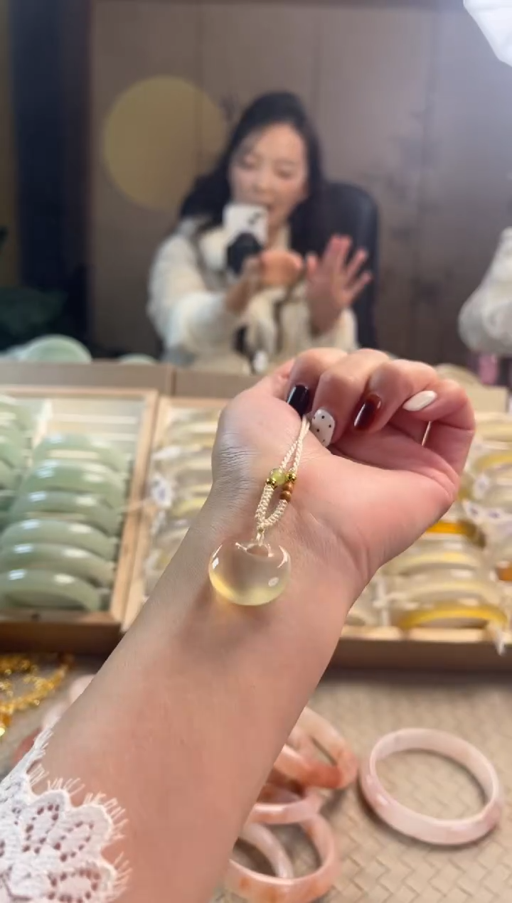 手镯玛瑙/玉髓未镶嵌香槟金福袋