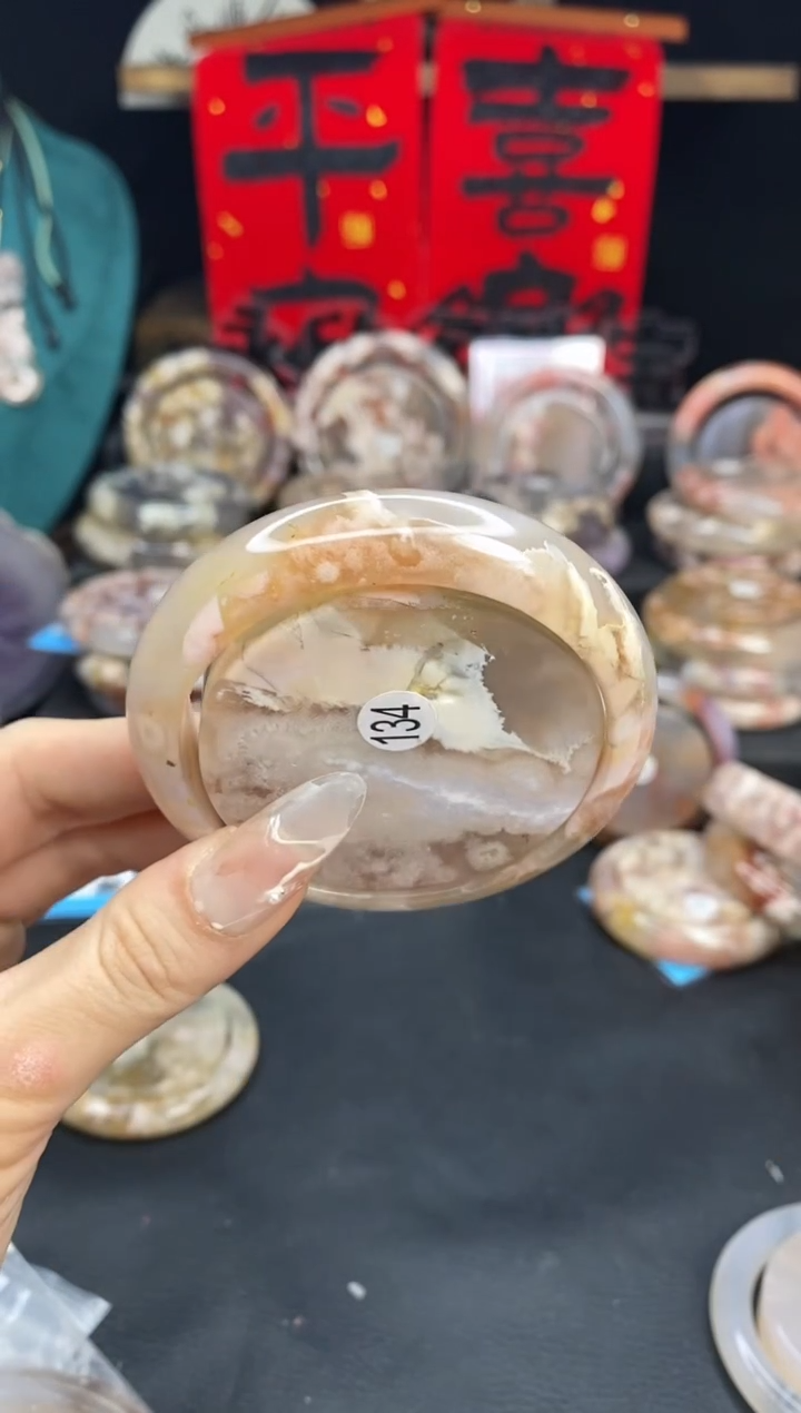 【闪购商品】石英质玉手镯（圆镯）未镶嵌55