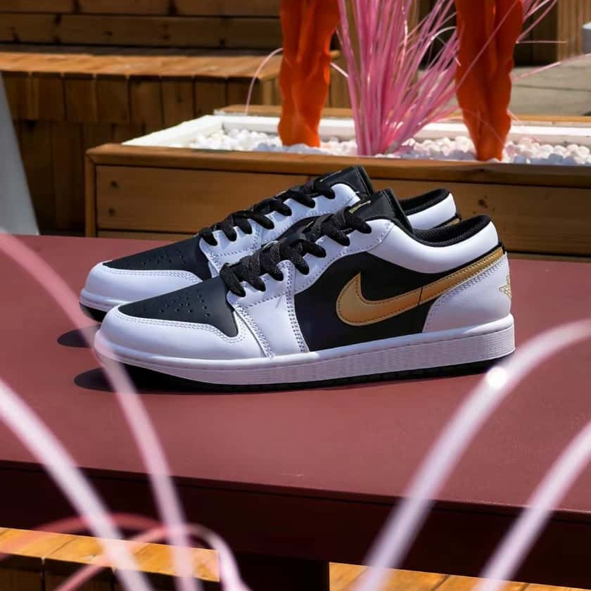 NIKE/耐克Air Jordan 1 AJ1 LOW 男款黑白黄色低帮板鞋553558-172
