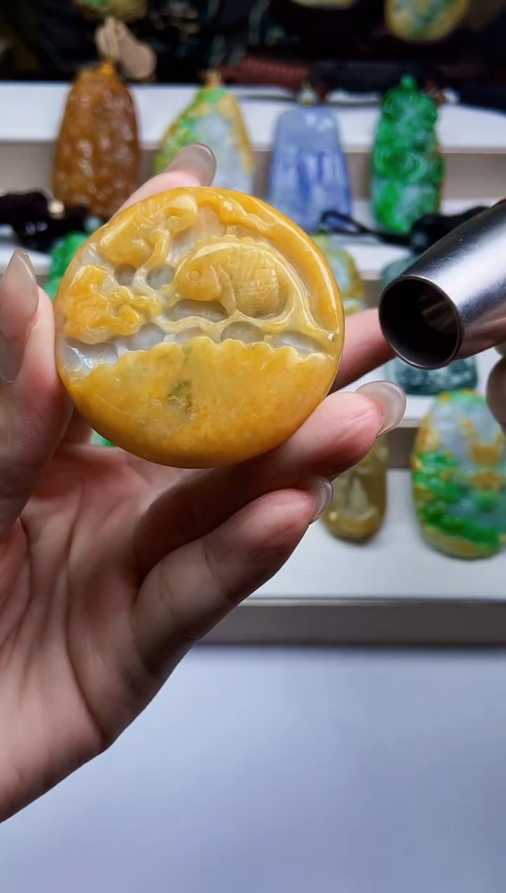 颈饰未镶嵌翡翠翡翠A货