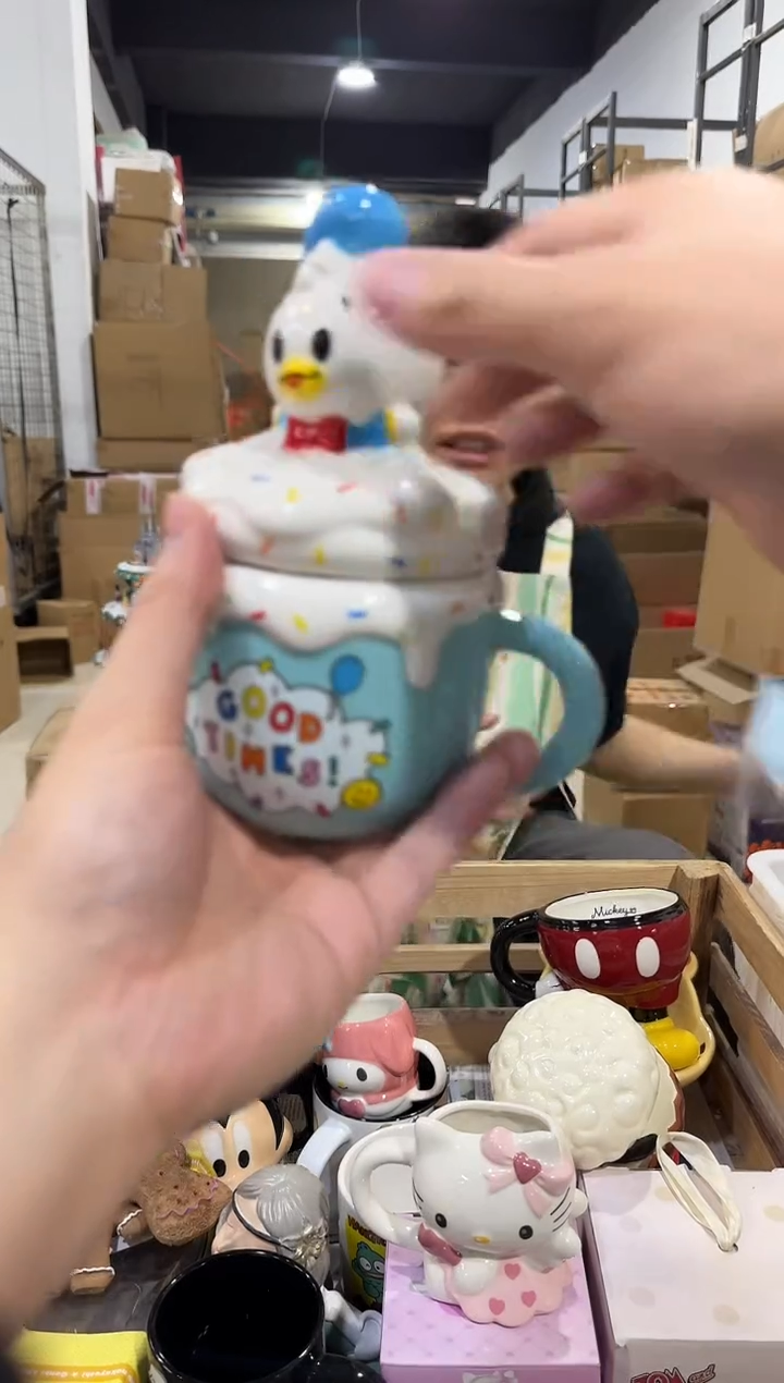 瓷片原盒唐老鸭松松蛋糕水杯