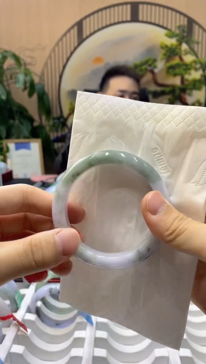 【闪购商品】翡翠手镯未镶嵌000009433