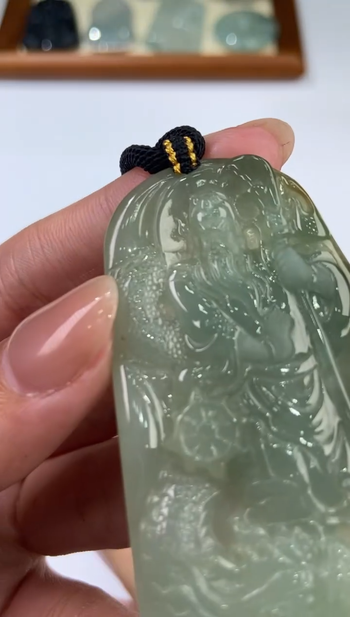 【闪购商品】翡翠未镶嵌颈饰2206056