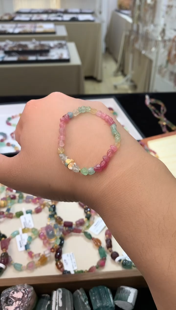 未镶嵌手链碧玺独家设计款 多样性发其一