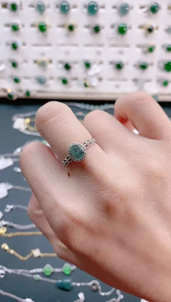 【闪购商品】翡翠戒指银S925镶嵌天然翡翠