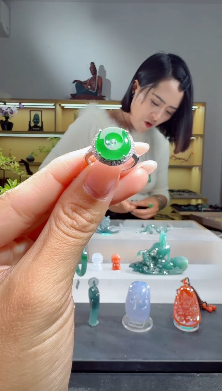未镶嵌戒指翡翠戒指（多样性发其一）