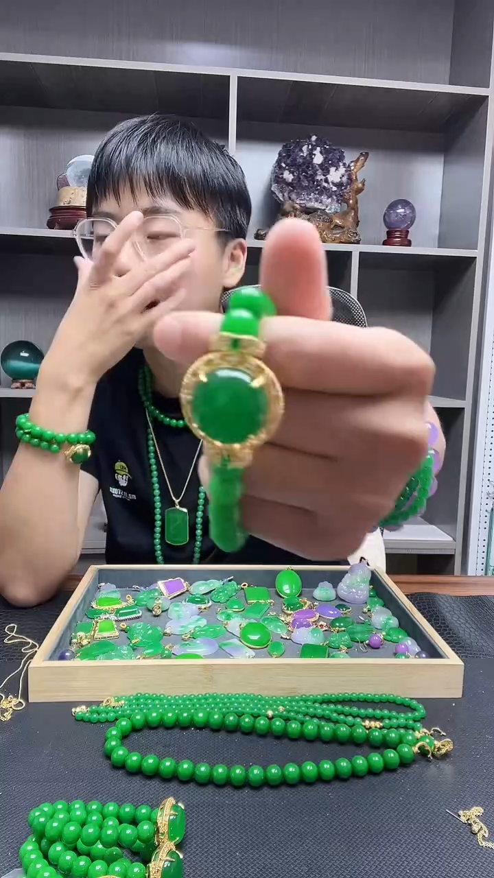 14K金镶嵌手链翡翠手链