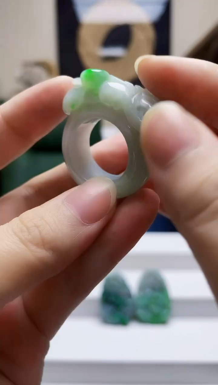 未镶嵌定制翡翠吊坠122