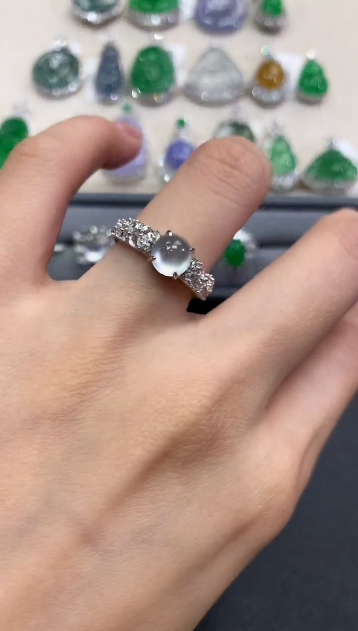 【闪购商品】翡翠戒指18K金镶嵌a160         