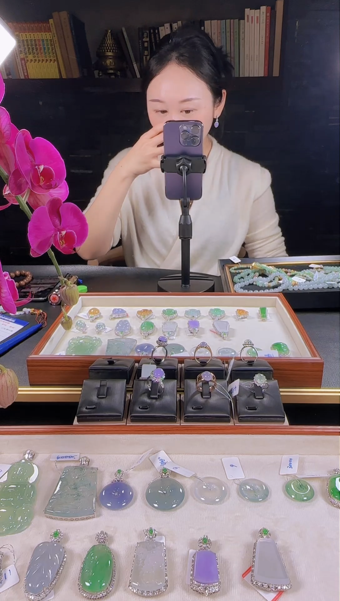 【闪购商品】翡翠手串未镶嵌马克龙色多宝手珠串