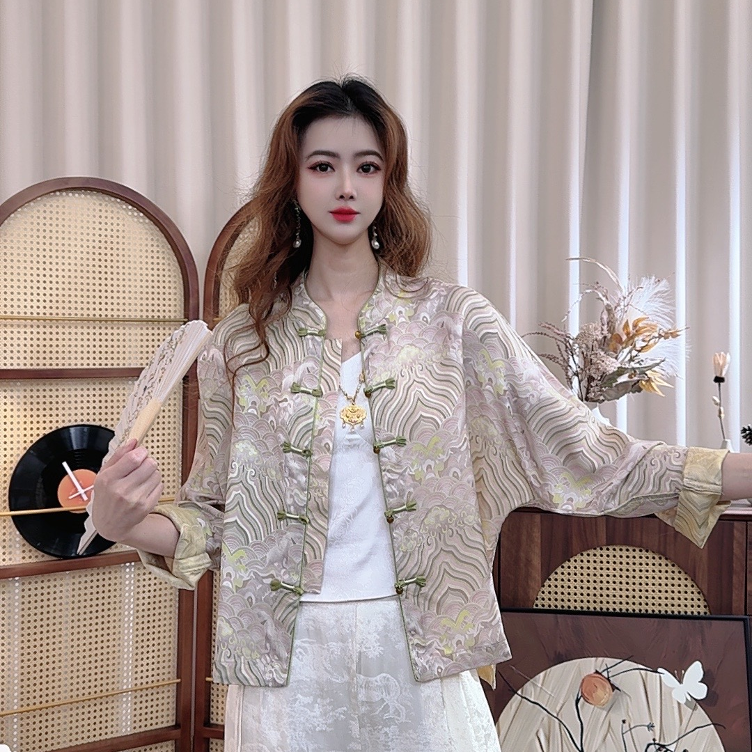 《海潮》新款老料气质百搭上衣外套女