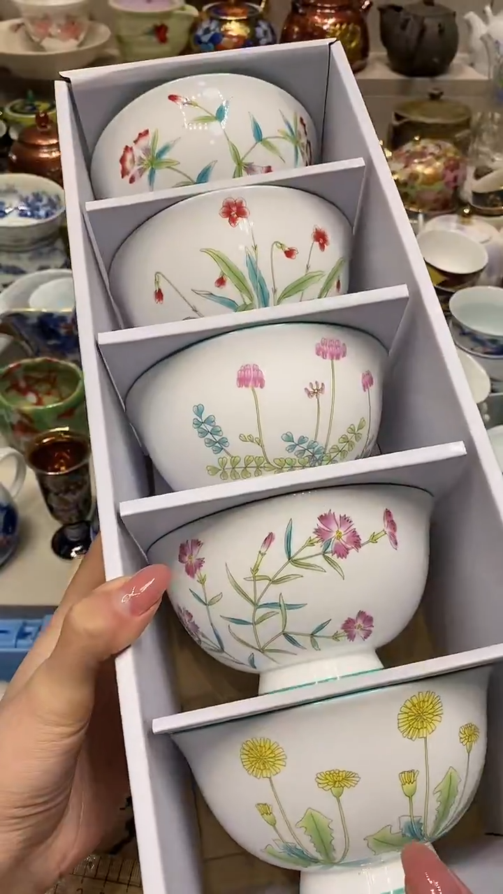 瓷片宠* 必选商品属性将自动生成闪购标题