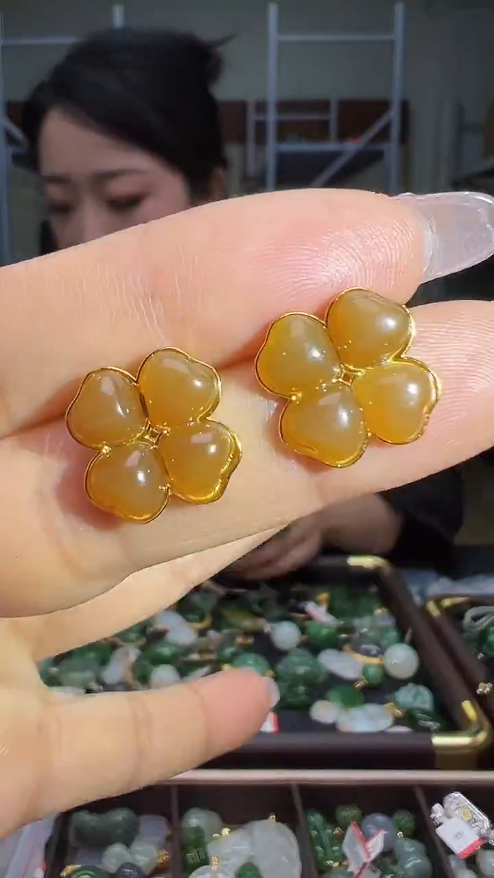 颈饰银S925镶嵌和田玉（多样性发货.发其一)12.17.85