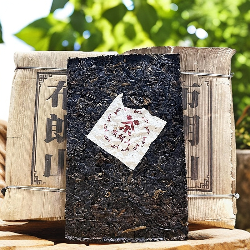 2018年布朗山普洱茶熟茶250g茶砖笋壳装熟普洱茶通用茶叶密封储存
