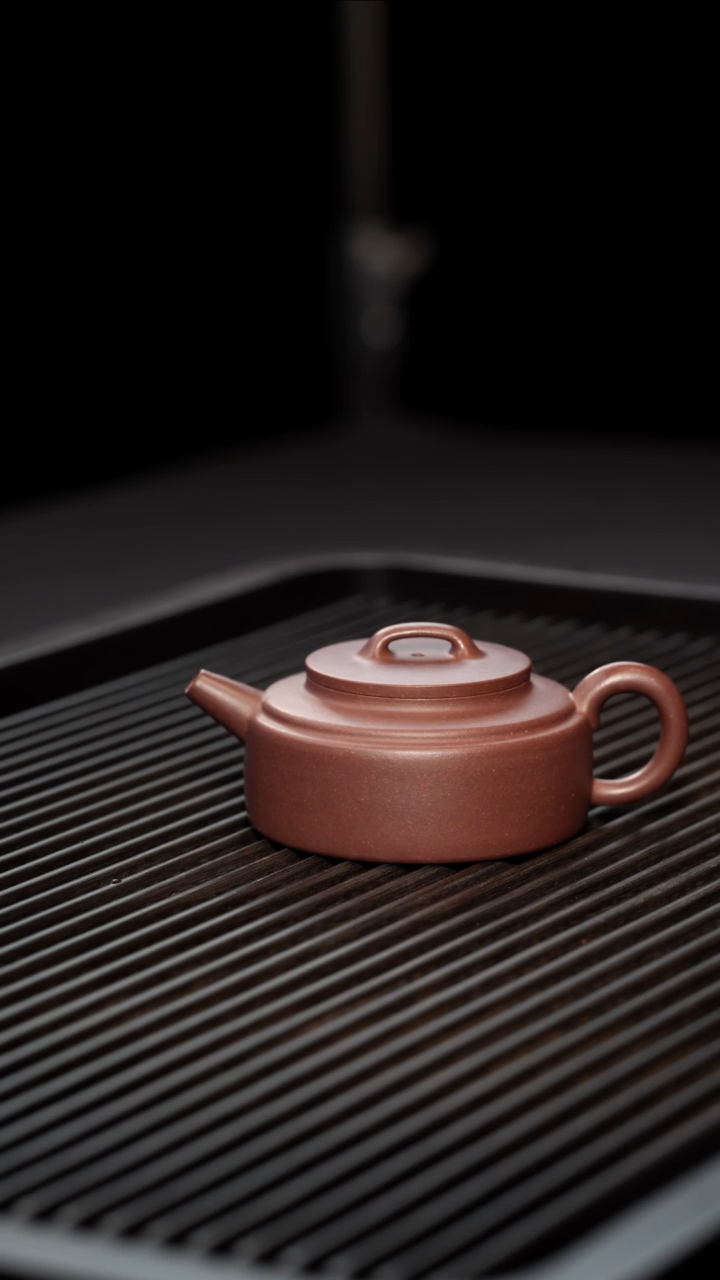 茶壶紫砂半手工紫泥周盘