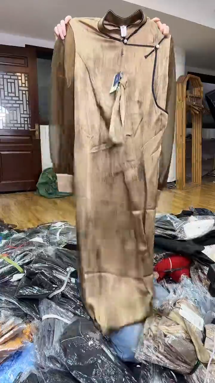 XL码   120-130斤   裙子