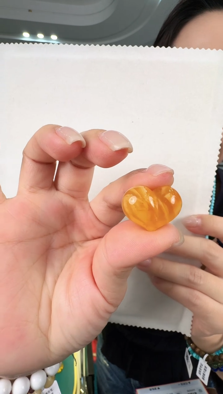 蜜蜡吊坠(不含链)未镶嵌一****光蜜蜡星星