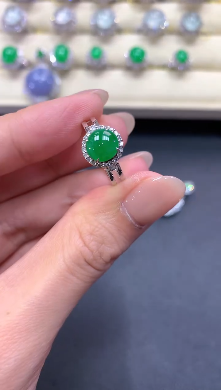 【闪购商品】翡翠戒指18K金镶嵌a164