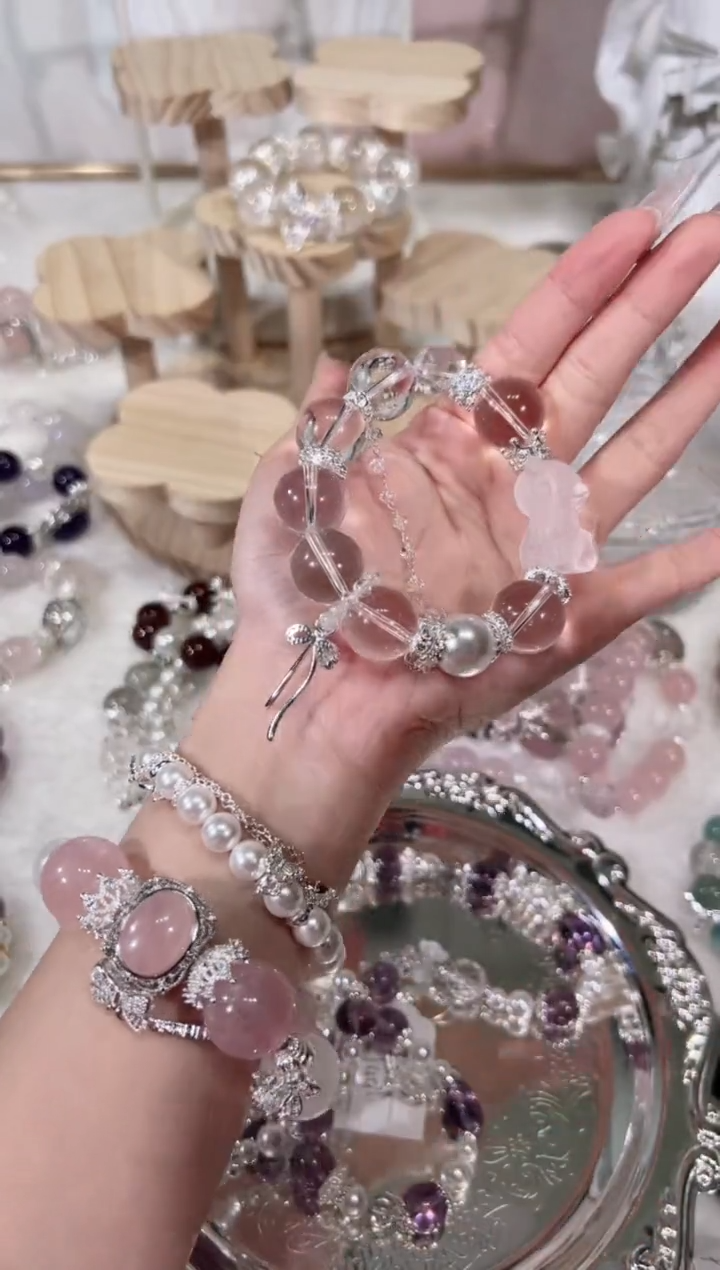 【闪购商品】水晶手链未镶嵌天然水晶默认微瑕 多样性发货发其一