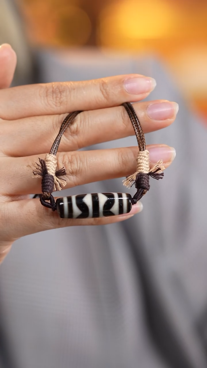 未镶嵌颈饰玛瑙/玉髓双牙牙锁骨链