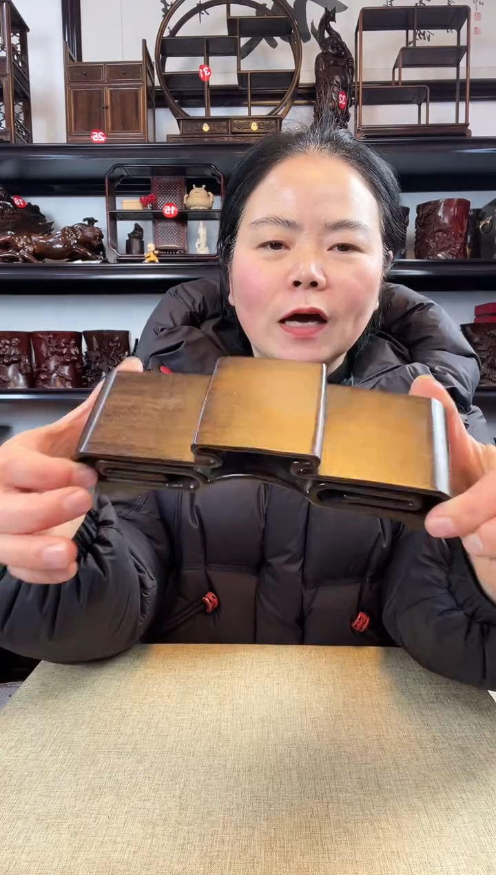 木老李红木工艺品三连