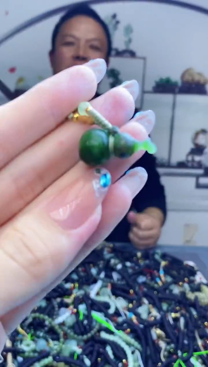 颈饰未镶嵌和田玉多样性发拍一发一