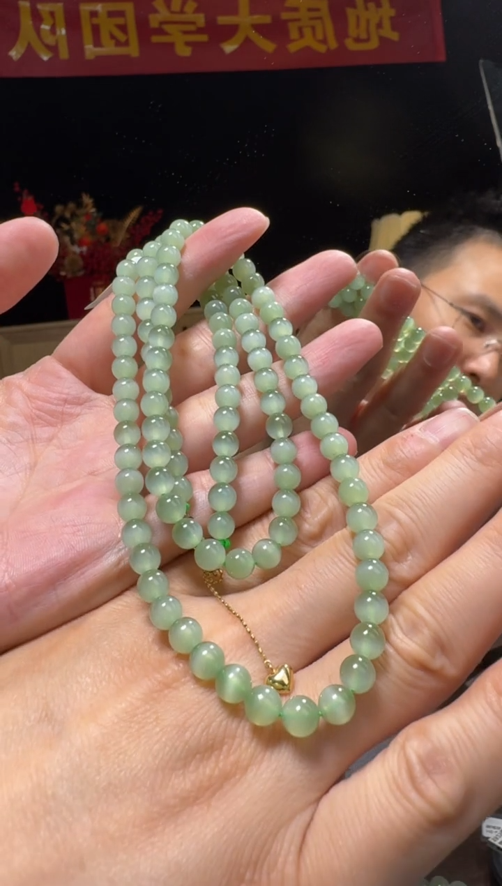 和田玉18K金镶嵌项链高品冰底猫眼碧玉圆珠18K金爱心延长项链