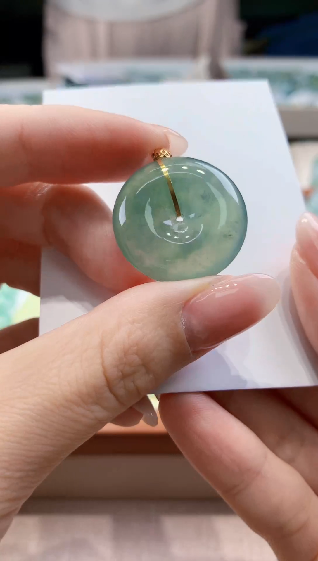 翡翠18K金镶嵌颈饰天然缅甸a货翡翠