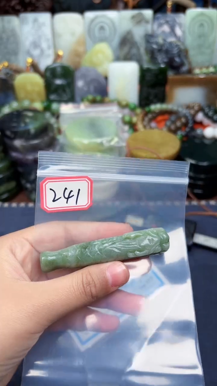 颈饰未镶嵌和田玉和田玉